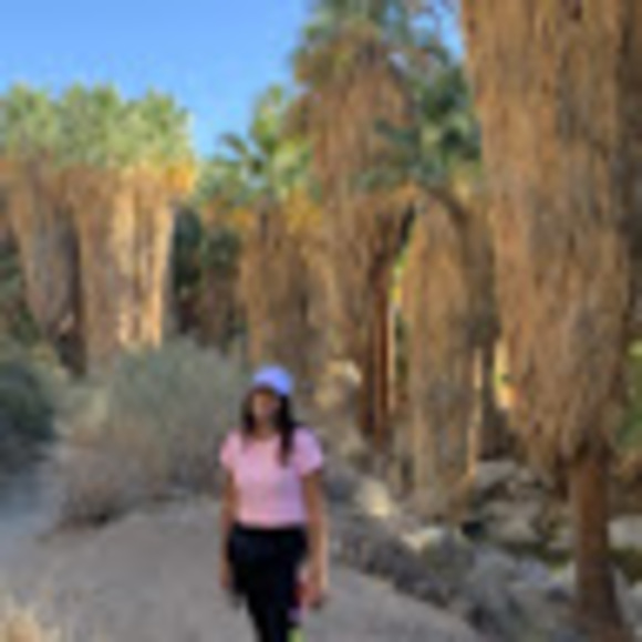 Meet your Posher, Evelyn - Picture 1 of 1